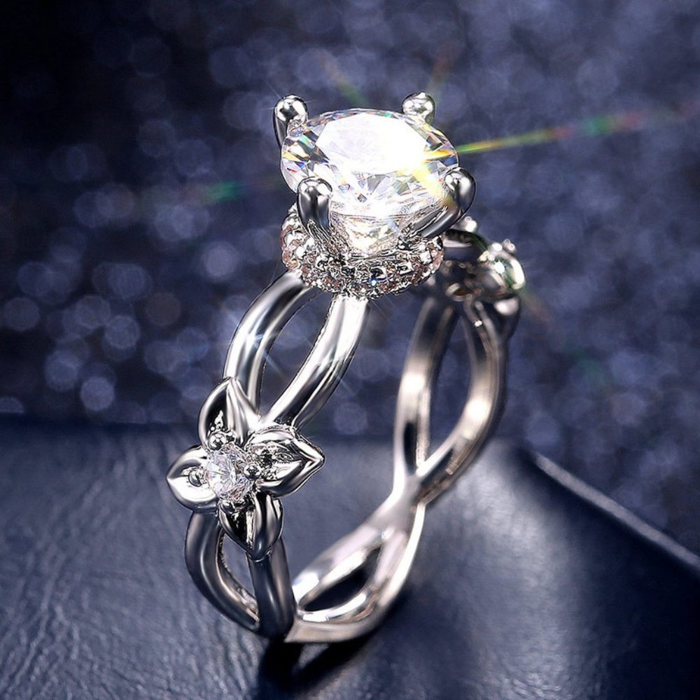 NEW 925 Silver Solitaire Diamond Flower Ring - Picture 2 of 6